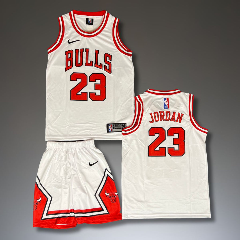 Dziecięcy zestaw do koszykówki, biały, Chicago Bulls. Jordan