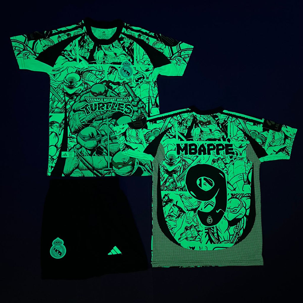 Zestaw dziecięcy fluorescencyjny Real Madrid, Mbappe. Neonowe żółwie Ninja Turtles edycja 2025