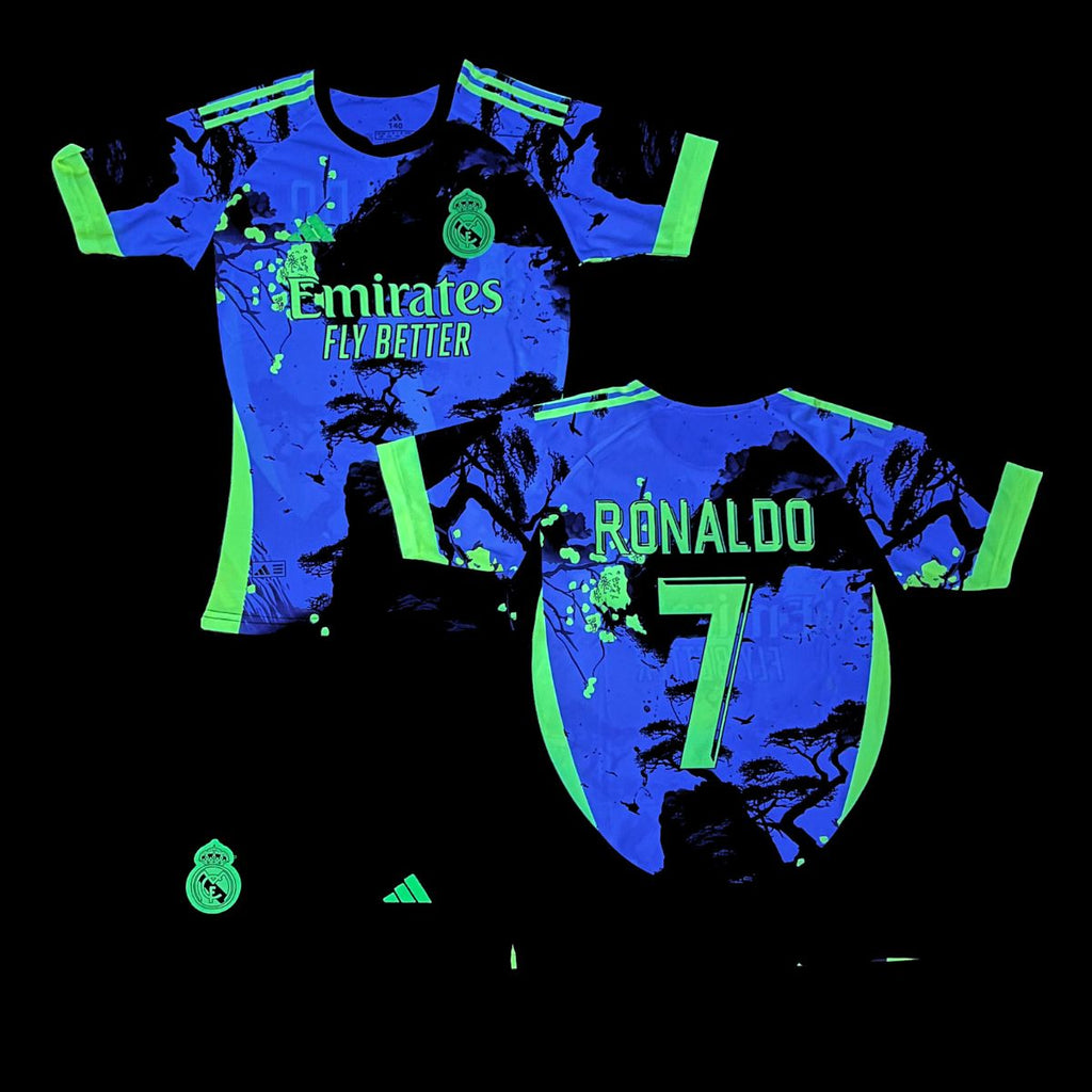 Zestaw fluorescencyjny dziecięcy Real Madryt, Ronaldo. Japońska edycja neonowa