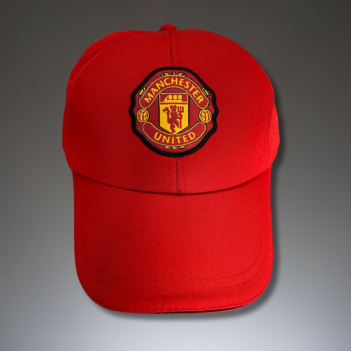Czapka z herbem Manchester United, czerwona