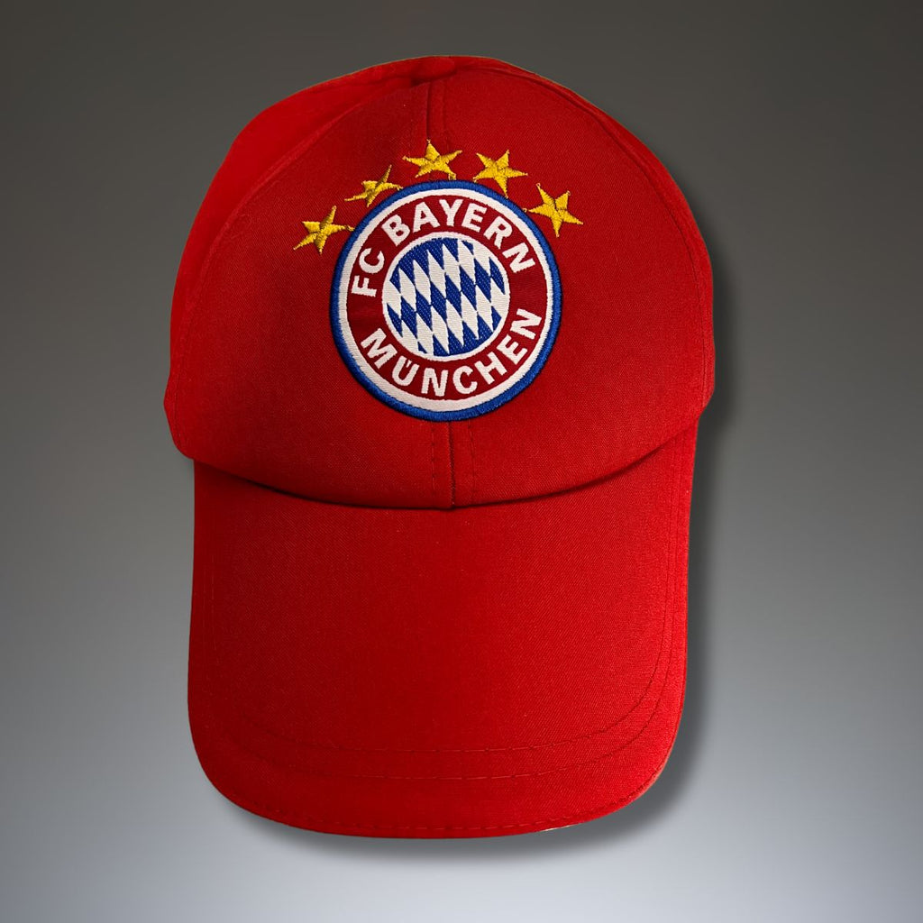 Czapka z herbem Bayern Munich, czerwona